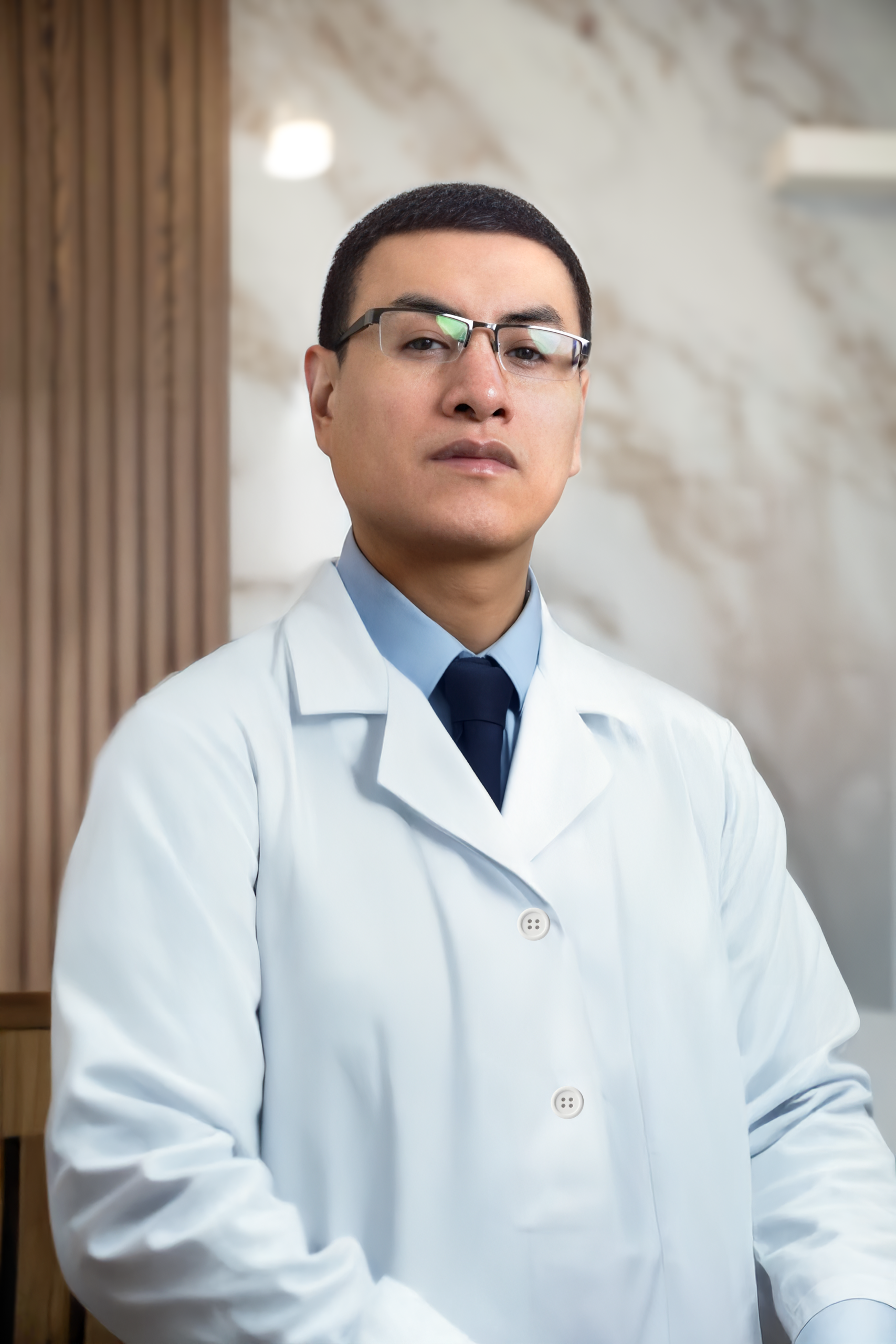 Dr. Wilber Pari Quispe